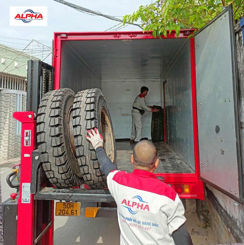 Alpha giao hàng tận nơi, hỗ trợ lắp ráp tại chỗ